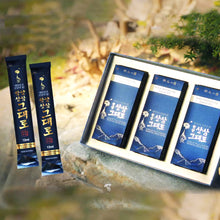 Load image into Gallery viewer, Korean Wild Ginseng 70% Premium Liquid Sticks ( 12g x 30pouches)
