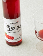 Load image into Gallery viewer, Omija Schisandra Liquid Extract (300ml)
