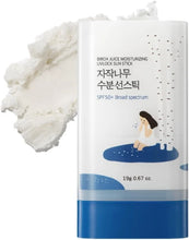 Load image into Gallery viewer, Round Lab (OTC) BIRCH JUICE MOISTURIZING UVLOCK SUN STICK 19g is a moisturizing sun stick that delivers a lightweight finish with cooling effects.
