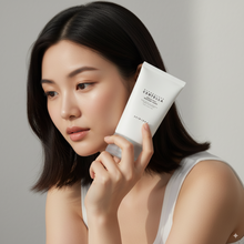 Load image into Gallery viewer, SKIN1004, Madagascar Centella, Hyalu-Cica Moisture Cream, 2.53 fl oz (75 ml)
